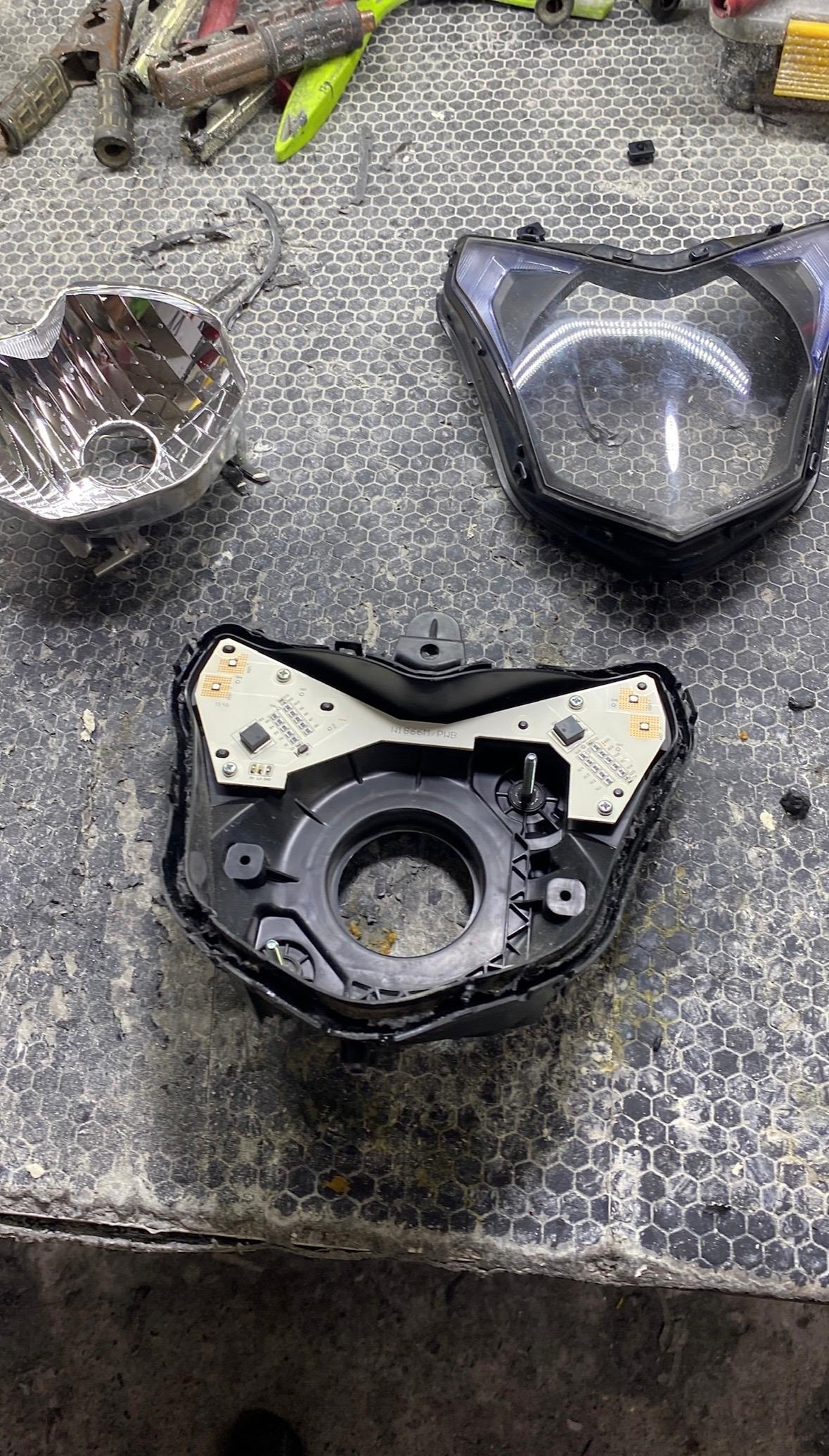 Cb650f Bi-Led Mercek Montajı | Far Tamircisi | Işığınız Bizim Ustalığımız